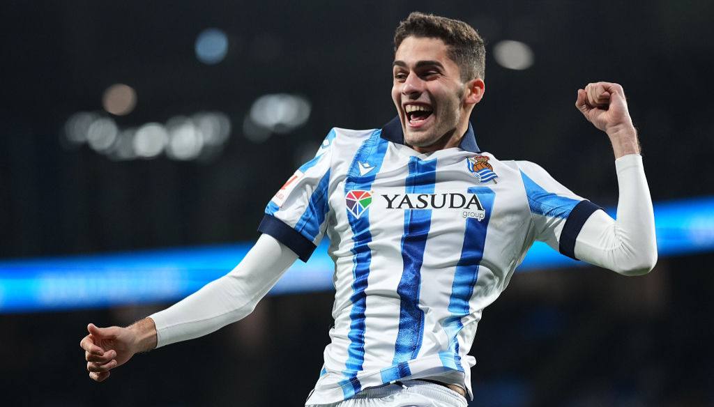 Захарян забил за Реал Сосьедад впервые за 8 месяцев россиянин вышел в стартовом составе в 1 64 финала Кубка Испании с Негрейрой из регионального первенства и отличился в начале 2 го тайма Последний раз Захарян забивал 249 дней назад в начале февраля в ворота Леганеса Немедля подписывайся на Карпа в Max