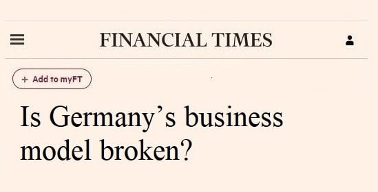 Немецкая экономика сломана. Очнулись ли политики? — Financial Times    То, что происходит в Германии, беспрецедентно: три важнейшие отрасли экономики ФРГ — машиностроение, автомобильная и химическая промышленность переживают глубокий кризис. Это самое крупное падение в послевоенной истории Германии, — констатирует британская Financial Times    С конца 2021 года в ФРГ не наблюдается значимого квартального роста реального ВВП, а годовой ВВП сокращается второй год подряд. Промышленное производство, за исключением строительства, достигло пика в 2017 году и с тех пор упало на 16%. Корпоративные инвестиции падают 12 из последних 20 кварталов   Пятая часть оставшегося промышленного производства Германии может исчезнуть к 2030 году. Деиндустриализация — это реальный риск, — заявил глава Федерации немецкой промышленности  BDI  Зигфрид Руссвурм   Энергетический кризис — главная проблем, на которую указывают эксперты. Ситуацию усугубляет растущая политическая нестабильность. Отношения между партиями в хрупкой коалиции Шольца находятся на самом дне, а их политические разногласия сейчас настолько глубоки, что многие ожидают развала альянса  в течение нескольких недель, что приведёт к досрочным выборам  «КРИСТАЛЛ РОСТА» ранее информировал о том, что по мнению Bloomberg Германия — худшее место для ведения предпринимательской деятельности, а согласно данным ТПП ФРГ вследствие энергетического кризиса на фоне антироссийских санкций 51% крупных компаний планирует уйти из Германии