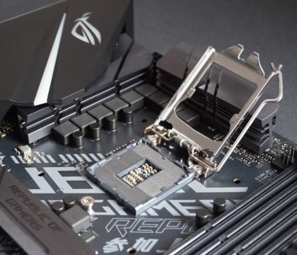 AMD захватила более 95 немецкого рынка материнских плат MindFactory Блогер TechEpiphany опубликовал отчет о продажах материнских плат в крупнейшем немецком розничном магазине MindFactory в период со 2 по 8 февраля 2026 года Согласно его данным Intel продолжает терять позиции на рынке Германии ведь на долю плат с чипсетами AMD приходится уже 95 63 продаж и 95 95 всей выручки