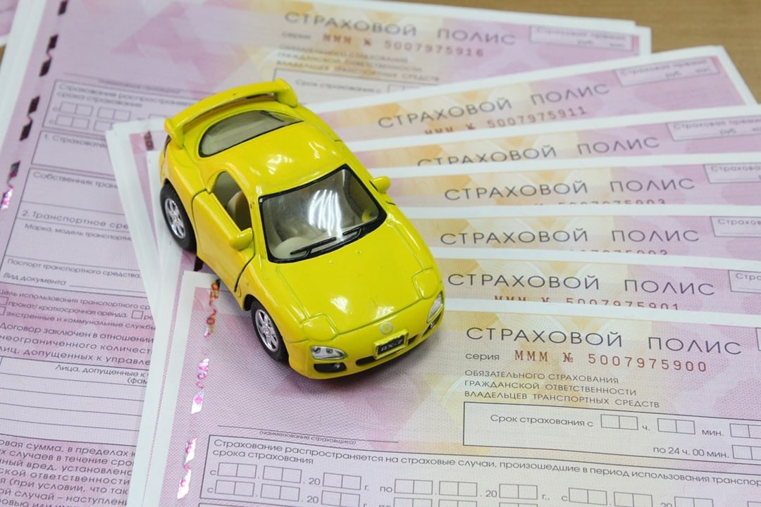 Россияне смогут получать выплату по ОСАГО без учета износа уже в 2025 году Россияне смогут получить дополнительную выплату для ремонта по ОСАГО — в результате сумма не будет учитывать износ авто. Нововведение может заработать уже со второй половины 2025 года, сообщил глава комитета Госдумы по финрынку Анатолий Аксаков. По словам депутата, Минфин, ЦБ и страховой рынок эту меру поддерживают.