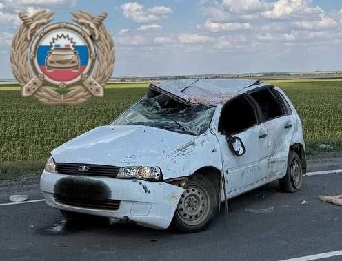 В Энгельсском районе полицейские проводят проверку по факту ДТП с погибшим   По предварительным данным, на 336 км а/д «Тамбов-Пенза-Саратов-Пристанное-Ершов-Озинки-гр. Р.Казахстан»  вблизи с.Безымянное  сегодня около 15:30 мужчина 1959 года рождения, управляя автомобилем "ЛАДА Калина", допустил съезд в кювет с последующим опрокидыванием.   В результате ДТП водитель погиб.   В настоящее время на месте происшествия работают сотрудники Госавтоинспекции, все обстоятельства устанавливаются.