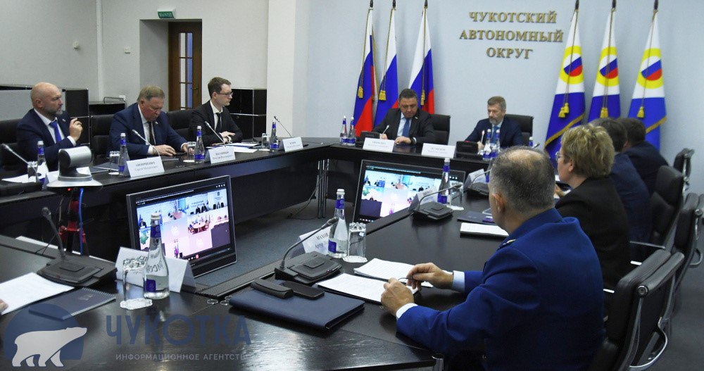  Предложения Чукотки учтут в законодательстве о проверках бизнеса Делегация комитета Совета Федерации по регламенту и организации парламентской деятельности завершила работу в регионе. Сенаторы встретились с предпринимателями Анадыря и обсудили вопросы контрольно-надзорной деятельности на выездном заседании. Парламентарии пообещали учесть предложения региона при формировании и корректировке соответствующих законов. ПОДРОБНОСТИ ЗДЕСЬ Информагентство "Чукотка" ПОДПИСАТЬСЯ ПОДДЕРЖАТЬ ГОЛОСОМ