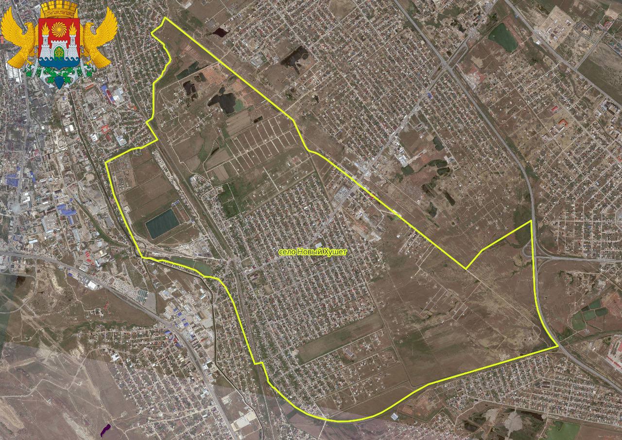По решению суда в собственность муниципалитета возвращены земельные участки в посёлке Новый Хушет 10 ноября 2025 года Ленинский районный суд г Махачкалы удовлетворил требования администрации города Махачкалы о возврате в муниципальную собственность земельных участков с кадастровыми номерами 05 40 000087 7687 05 40 000089 876 05 40 000072 5700 общей площадью 1800 квадратных метров и общей стоимостью 2 339 123 рубля расположенных по адресу Республика Дагестан г Махачкала посёлок Новый Хушет Ранее на основании заявления администрации города Махачкалы было возбуждено уголовное дело по факту совершения мошеннических действий в отношении указанных земельных участков Соответствующее постановление о возбуждении уголовного дела имеется Принятым решением суда восстановлены нарушенные имущественные права муниципалитета а спорные участки возвращены в муниципальную собственность Администрация города Махачкалы продолжает работу по выявлению и пресечению незаконных действий в сфере распоряжения муниципальными земельными ресурсами