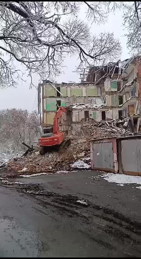 Аварийные дома в Новосибирске и Рязани подлежат сносу и расселению