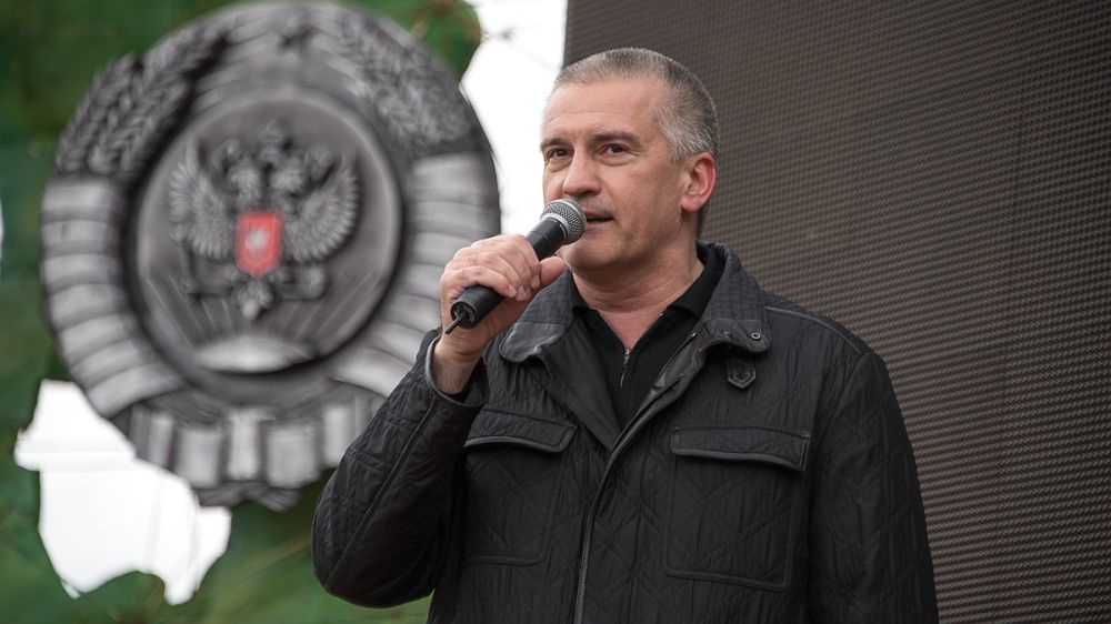 «Не стоит придавать значения»: Глава Крыма рассказал, нужно ли республике признание Запада Крым на протяжении одиннадцати лет после воссоединения с Россией живет и успешно развивается, не будучи признанным западными странами. А значит, признание Крыма Западом не имеет особого значения, сделал вывод глава республики Сергей Аксенов. «Наш полуостров 11 лет живет и успешно развивается без признания США, Великобритании и любых других иностранных государств. А СМИ, как, впрочем, и многие лидеры западных стран, сегодня говорят одно, завтра другое. Не стал бы придавать этому большое значение», - сказал Аксенов в интервью ТАСС, подчеркнув, что главным для жителей Крыма и всей России является определение статуса полуострова в 2014 году. Накануне президент Республики Сербской энтитет Боснии и Герцеговины Милорад Додик назв... Подробнее>>>