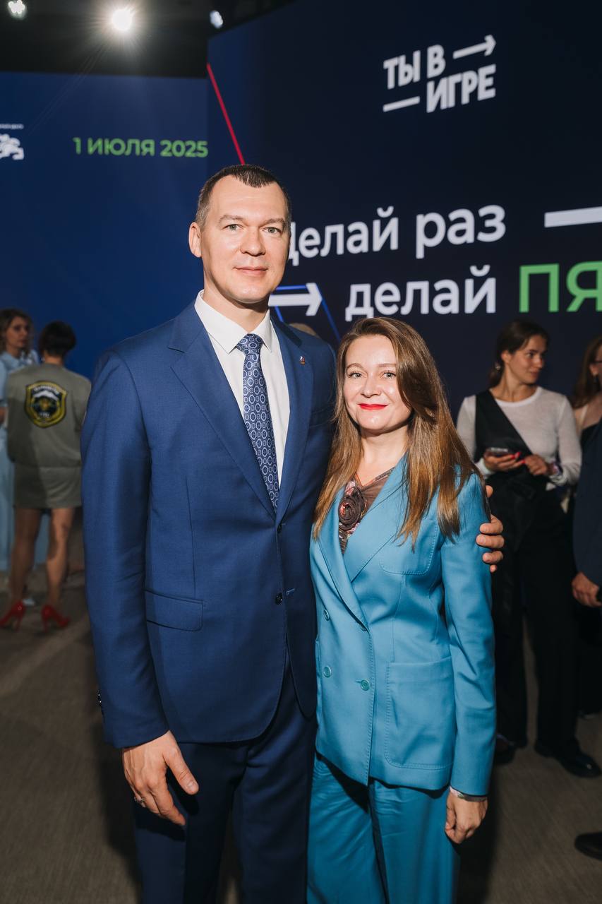 ‍  Самый масштабный конкурс спортивных проектов в России – «Ты в игре» завершен!  Награды вручили Министр спорта, президент Олимпийского комитета России Михаил Дегтярев и генеральный директор АНО «Национальные приоритеты» София Малявина      Обладателем Гран-при в 1 миллион рублей стал проект «Кила – национальный спорт России» из Московской области.  Его автор Дмитрий Черняк разработал современные правила старинной русской игры с мячом и создал спортивное движение, в котором уже участвуют 2 000 человек. Ради первого турнира он продал личный автомобиль. Это пример самой искренней веры в позитивную идею.  Со всеми победителями можно ознакомиться на сайте тывигре.рф    Всероссийский конкурс спортивных проектов «Ты в игре» проходит при поддержке Минспорта России.