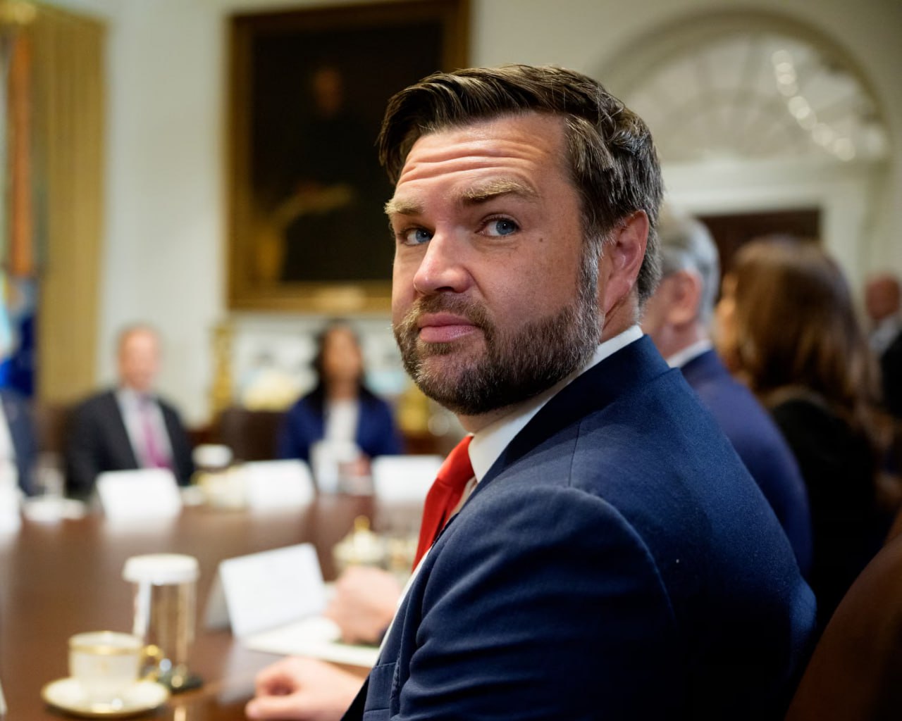 Вице-президент США Вэнс был бы отличным кандидатом в президенты на выборах в 2028 году, сообщил госсекретарь Рубио. : Getty Images / Andrew Harnik