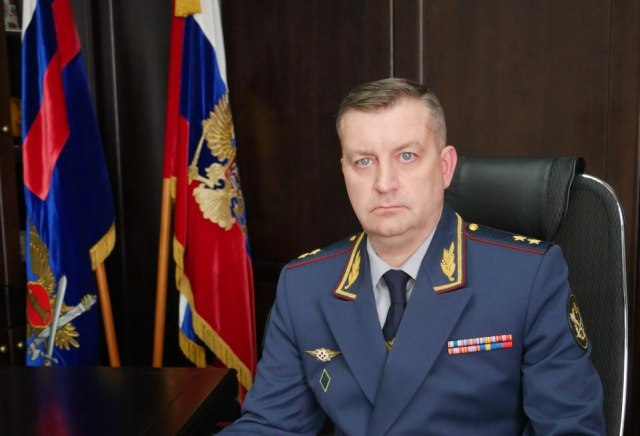 Бывший глава ГУФСИН Красноярского края Андрей Попето стал вице мэром Красноярска Информацию о назначении подтвердили в мэрии и добавили что Попето уже приступил к исполнению обязанностей В ФСИН Андрей Попето работал с конца 90 х В 2021 году он возглавлял ГУФСИН по Новосибирской области а с 2022 по 2023 год возглавлял ГУФСИН Красноярского края С октября 2024 года Попето занимал пост главы краевого Фонда капремонта Оставить обращение   Мы в MAX