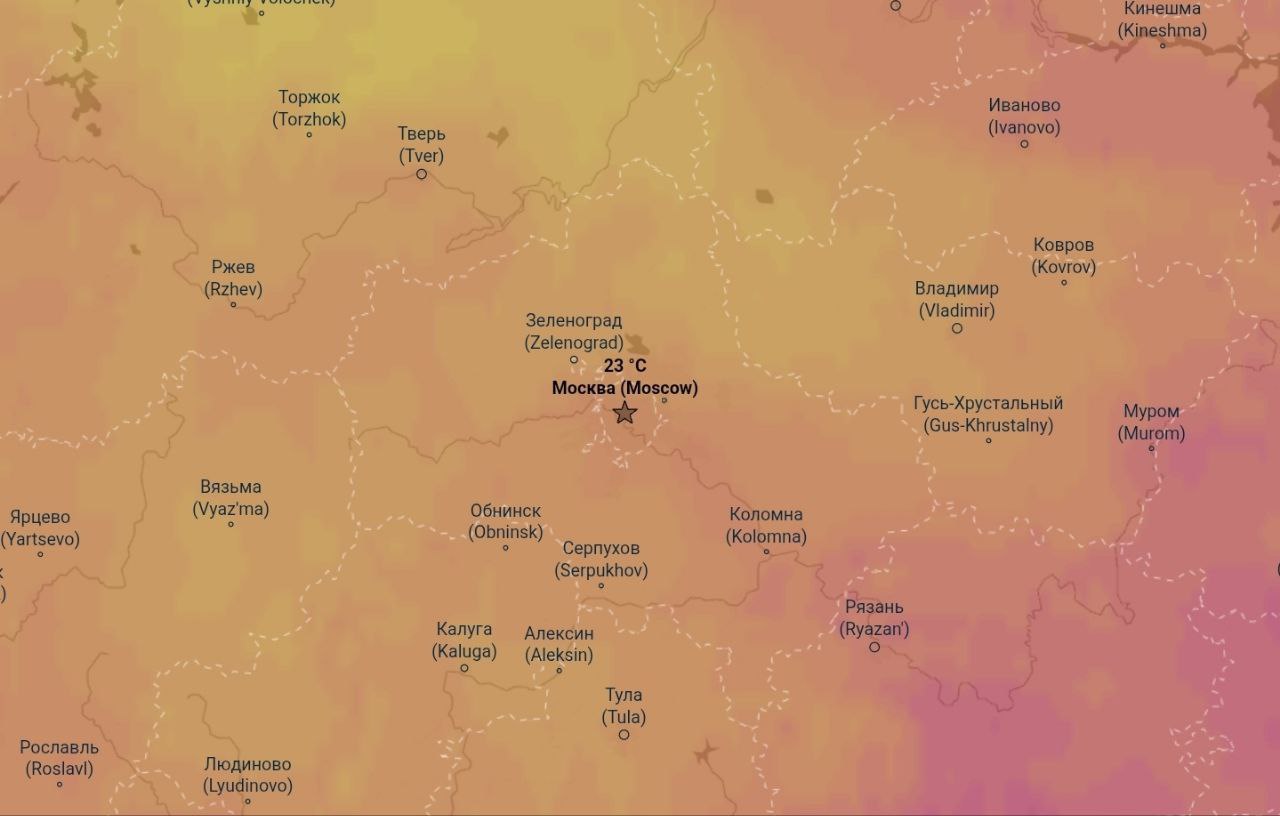 К концу недели в Московском регионе осадки ослабнут, но дожди сохранятся повсеместно. Дневная температура опустится до нормы — 23-25 градусов, ночью прогнозируют 13-15 градусов, сообщил руководитель Гидрометцентра России Роман Вильфанд. В выходные ожидается изменение барического поля, дождливая и облачная погода с выпадением 5-10 мм осадков в сутки.