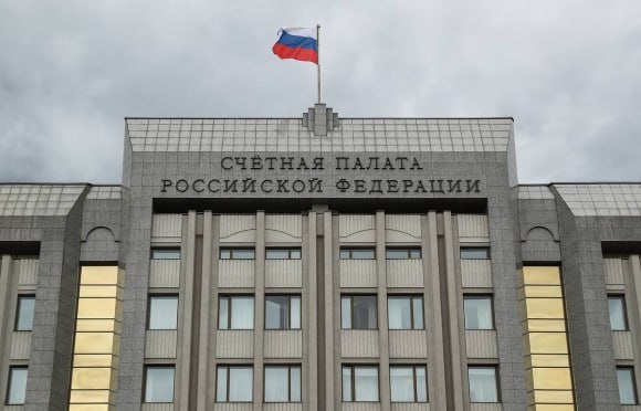 СП выявила снижение темпов ввода объектов капитального строительства в 2025 году По состоянию на 1 октября 2025 года в России запланировано к вводу в эксплуатацию 247 объектов капитального строительства однако за текущий год введены лишь 23 объекта что составляет 9 3 Этот показатель снизился на 2 процентных пункта по сравнению с аналогичным периодом прошлого года когда было введено 23 из 204 объектов 11 3 Подробнее www ancb ru news read 20645 аудит строительство СП счетнаяпалата госконтракт