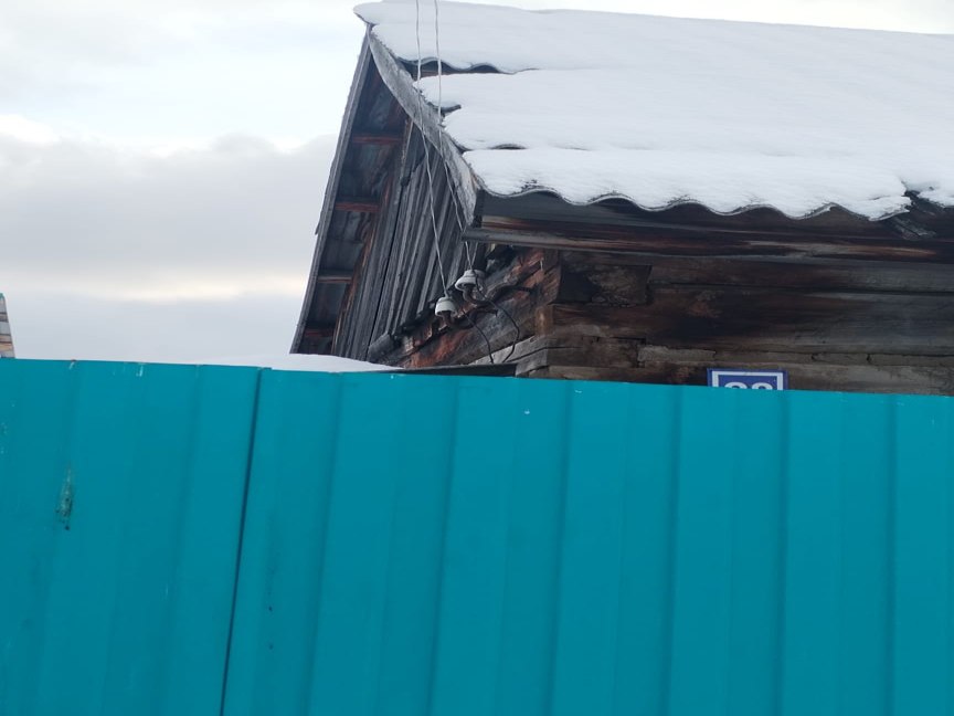 Итоги 443 рейдов по выявлению хищений электроэнергии Западные электрические сети провели 443 рейда с начала года в результате которых зафиксировано 7 765 005 тыс кВтч хищений и составлено 130 актов за незаконное подключение к электросетям Основная цель проверка приборов учета и выявление бездоговорного потребления Проверено 57 929 приборов в случае нарушений применялись меры отключения Заместитель главного инженера Степан Николаев отметил что часть потребителей предпочитает реструктуризацию долга что укрепляет финансовую дисциплину Мероприятия улучшают контроль за потреблением и защищают интересы добросовестных клиентов добавил Николаев Работа по выявлению хищений продолжится Подробнее здесь Присоединяйтесь РусГидро Якутскэнерго ЗЭС