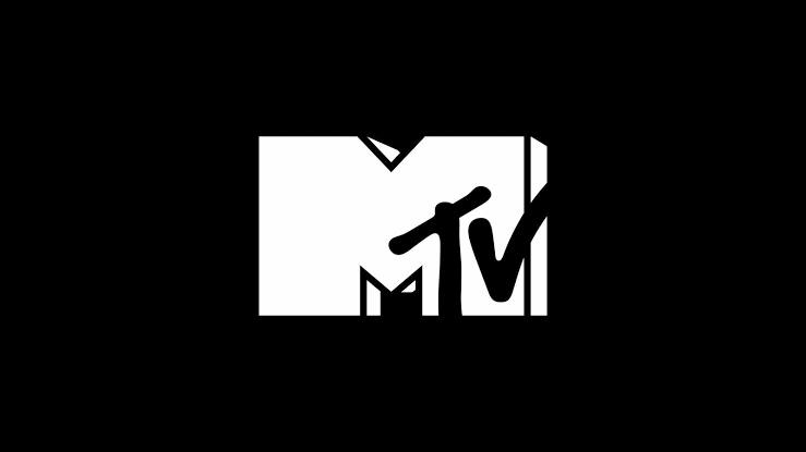 УШЛА ЭПОХА В Европе прекратили вещание пять каналов MTV Music MTV 80s MTV 90s Club MTV и MTV Live Сначала их отключат в Великобритании и Ирландии а затем во Франции Германии Австрии Польше Венгрии Вещание также будет закрыто в Бразилии и Австралии Основной канал MTV HD продолжит вещание в США но его контент будет сосредоточен на реалити шоу и развлекательных программах а не на музыкальных клипах которые теперь в основном доступны в интернете через такие платформы как YouTube и TikTok Будь с нами Хайли Лайкли