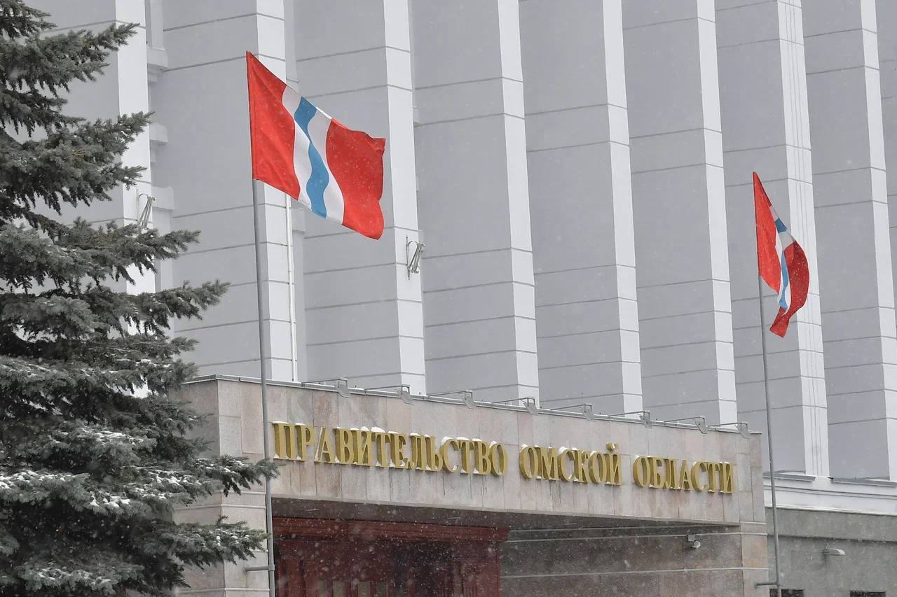 Продолжаем помогать молодым семьям делать первый шаг к собственному дому В этом году на поддержку молодых семей при покупке и строительстве жилья направляем порядка 80 млн рублей Помощь смогут получить не менее 48 семейных пар из разных муниципальных образований нашего региона Виталий Хоценко в МАХ