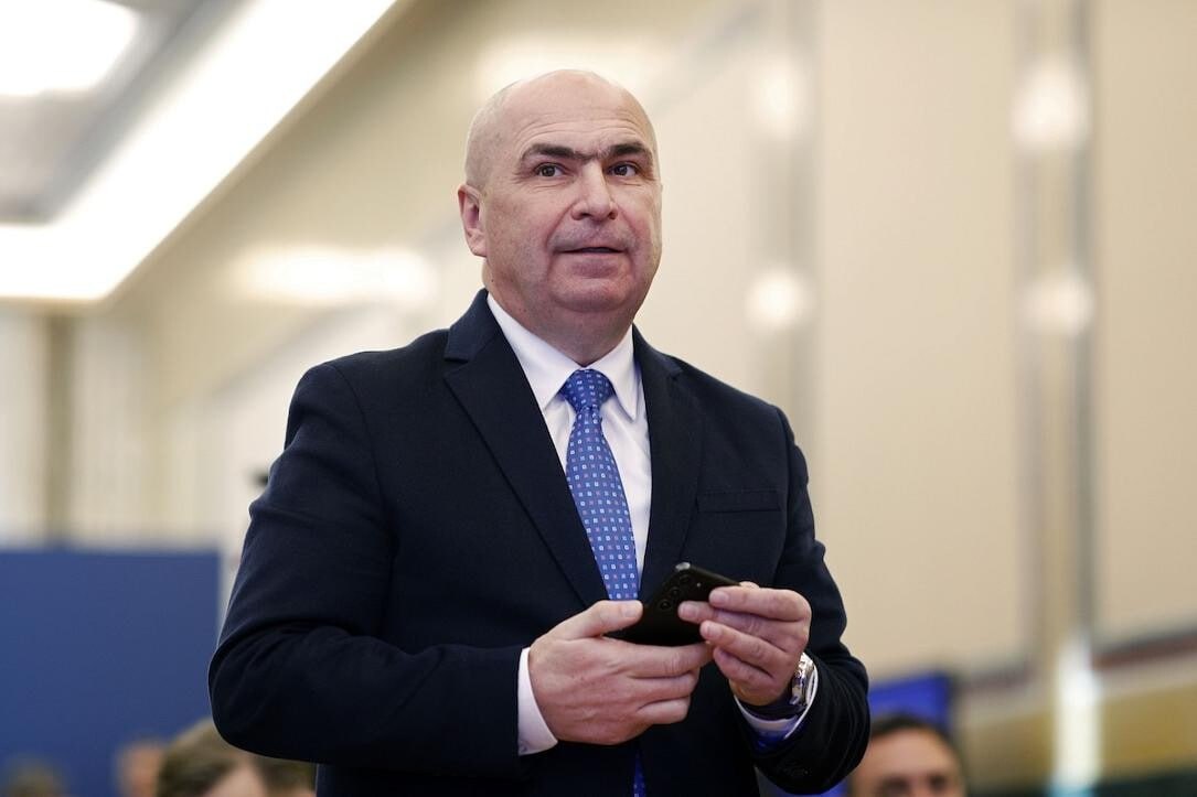 Президент Румынии Никушор Дан назначил бывшего врио президента страны Илие Боложана премьер-министром.