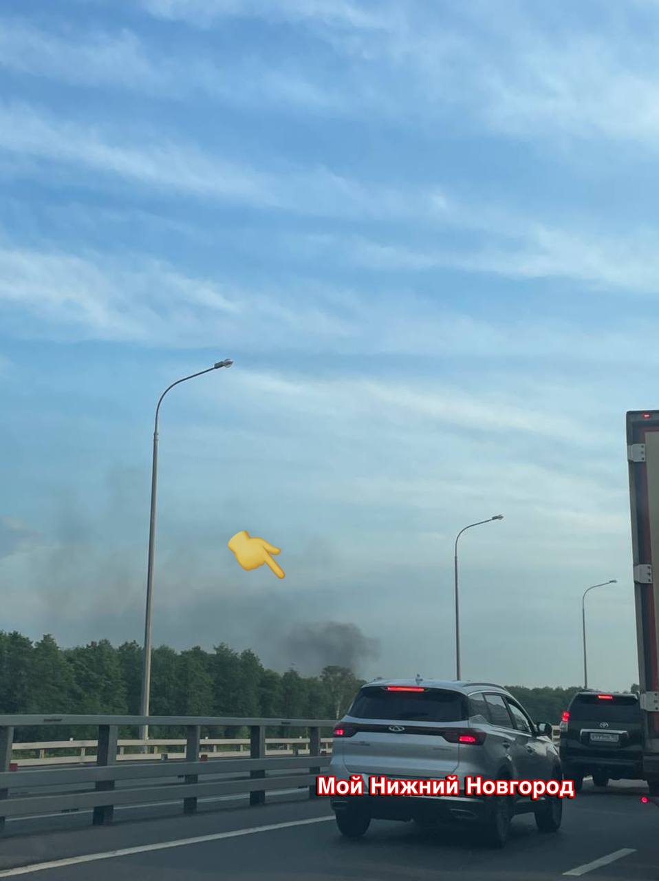 Водитель, которого подозревают в смертельной ДТП с мотоциклом на борском мосту, задержан. Сообщается, что мужчина сжёг автомобиль недалеко от места аварии у озера Кисленка, пытаясь замести следы. Подпишись \ Предложи новость