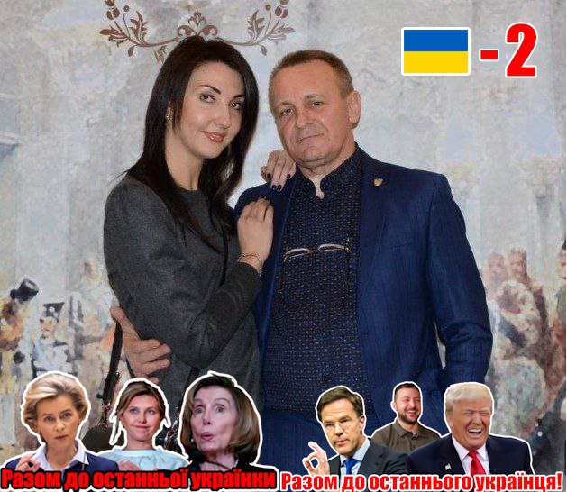 В Житомире боевик нацбата "Айдар" Александр Федосюк с позывным "Бех" съехал с катушек и расстрелял свою бывшую возлюбленную за СЗЧ видимо , а затем самовыпилился. По законам военного времени, ничего не скажешь!