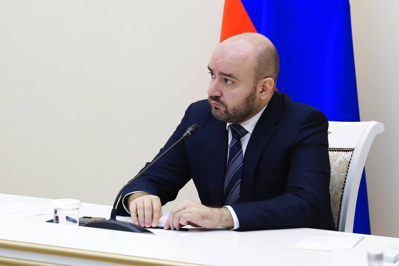 Губернатор Федорищев заявил, что помощь должна учитывать потребности каждого участника СВО Сегодня, 1 июля, губернатор Самарской области Вячеслав Федорищев провел совещание, посвященное вопросам оказания комплексной поддержки участникам специальной военной операции и членам их семей. #СВО