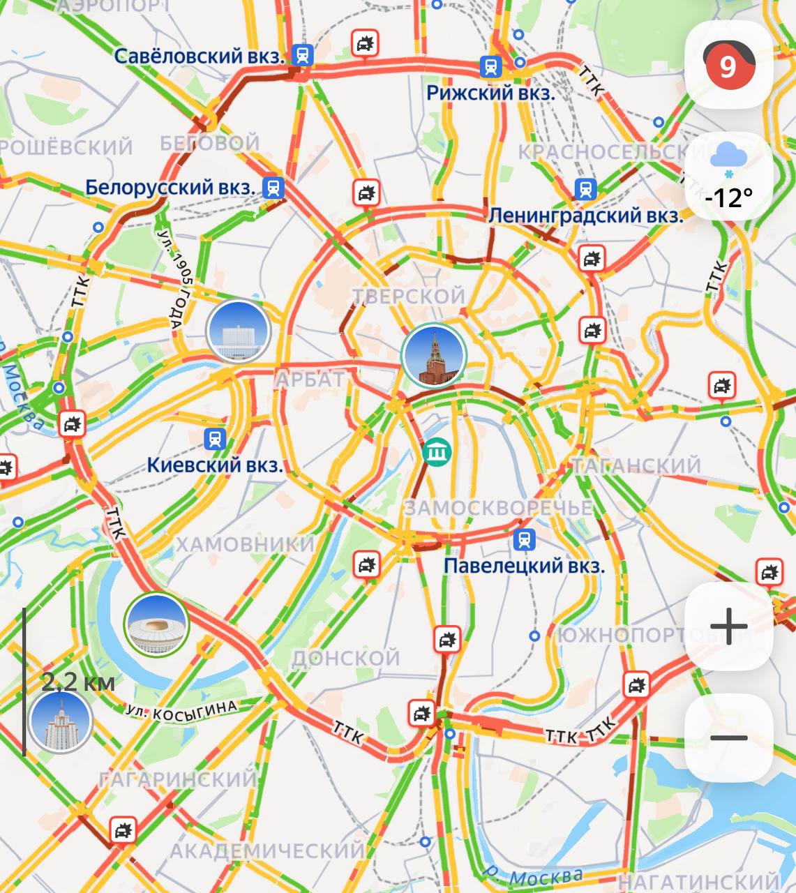 Глухие пробки в Москве из за снегопада на дорогах уже 9 баллов