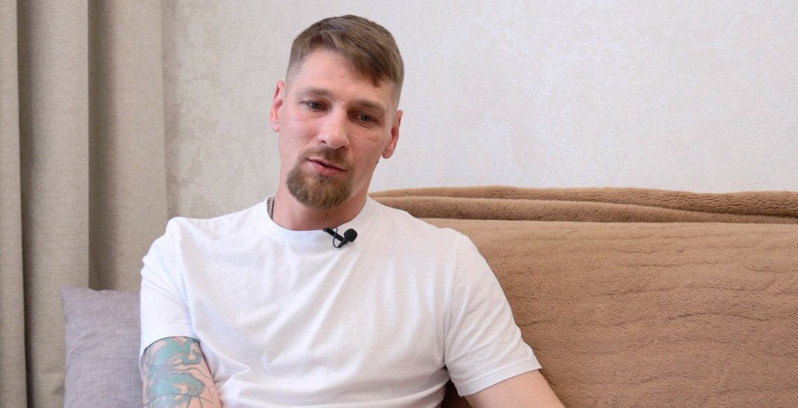 Ветеран СВО начнёт обучение по программе «Герои Камчатки» Камчатский ветеран СВО Александр Бугаев получил ранение на фронте и потерял кисть. Сейчас он работает в администрации и хочет стать сильнее как гражданский специалист. Нажмите для подробностей -