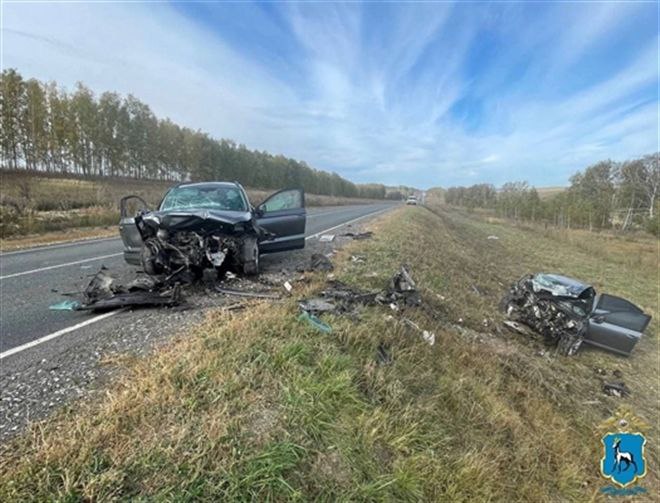 В Самарской области ушло в суд уголовное дело о страшной аварии, в которой погибли двое детей   В Самарской области отправили в суд уголовное дело о страшном ДТП, в котором погибли два ребенка. Об этом сообщает региональное СУ СК.     Фото: ГУ МВД по Самарской области