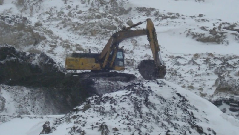 Экскаватор перевернулся на Солнцевском разрезе в Углегорске погиб машинист Трагедия произошла вечером 1 февраля во время подготовительных работ Подробности на нашем сайте Подписаться на нас Telegram I MAX Прислать нам новость Sakhonlinebot