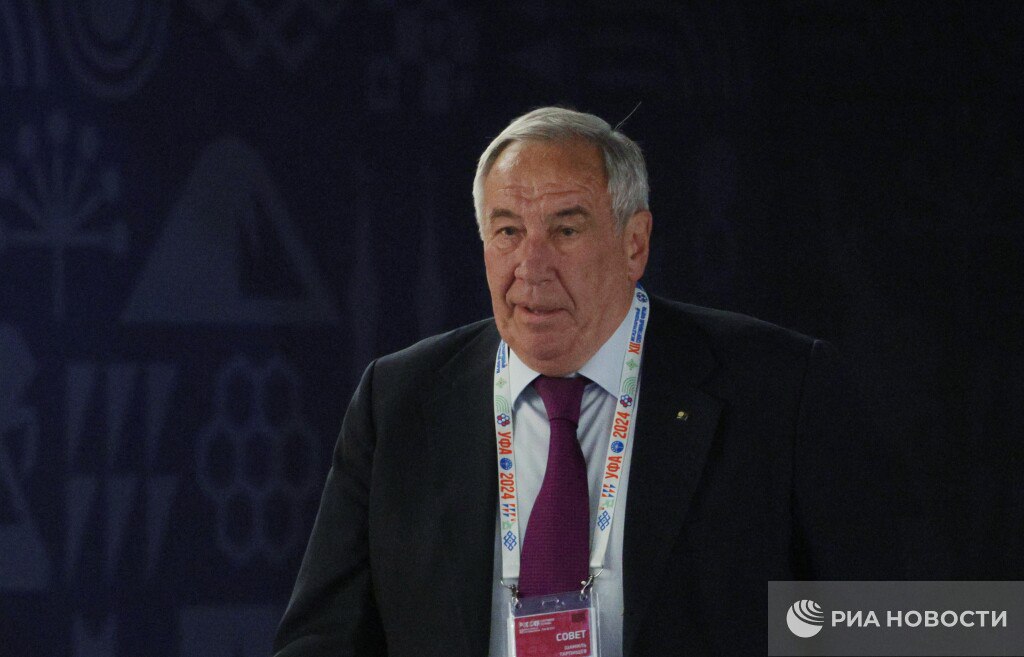 Шамиль Тарпищев попал в базу украинского сайта Миротворец Главу федерации тенниса России внесли туда еще в 2024 году следует из базы данных сайта которую изучил корреспондент РИА Новости Причина внесения участие в международных соревнованиях с целью отбеливания репутации России Вы знаете какую реакцию ставить на этот пост Подписывайтесь на РИА Новости Спорт в MAX