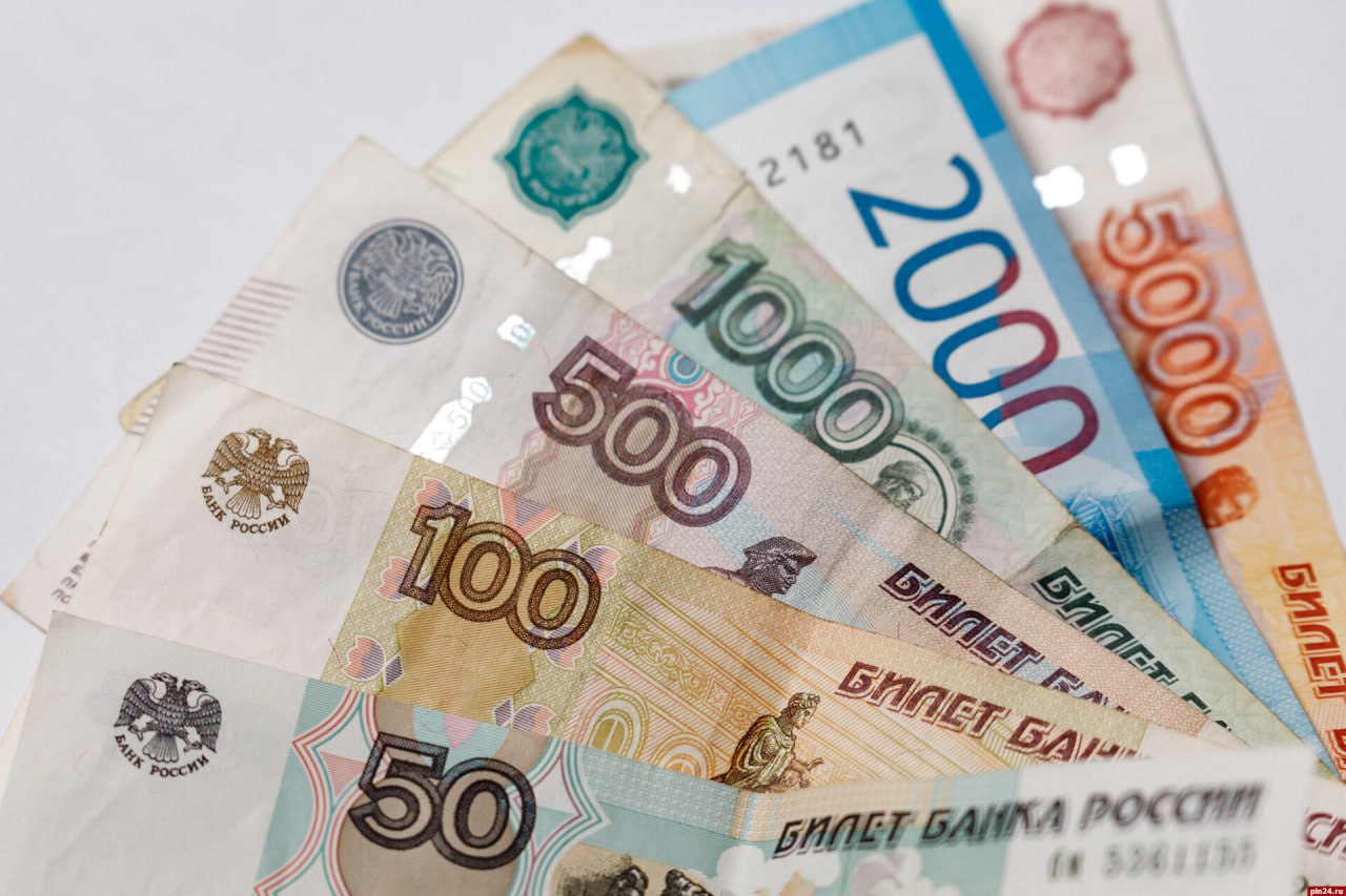 С 1 февраля в России проиндексируют более 40 социальных выплат на 5 6 Это коснётся материнского капитала ежемесячных пособий по уходу за ребёнком до полутора лет и поддержки федеральных льготников Кубанские Новости Мы в MAX