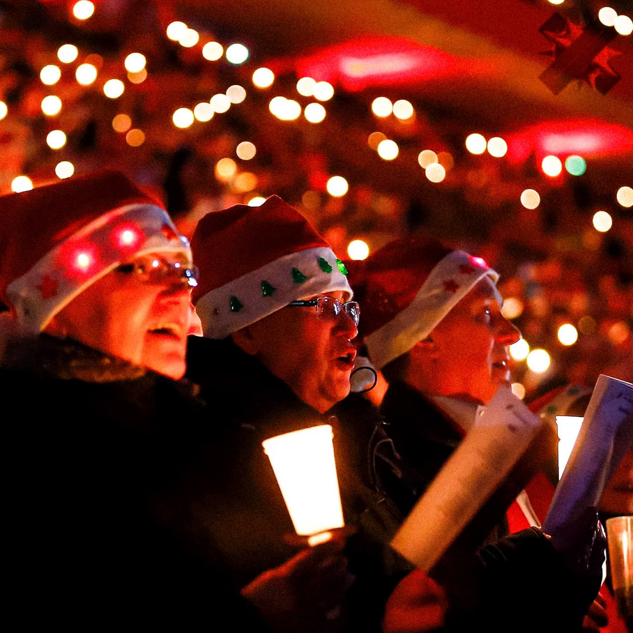 В Британии хотят запретить рождественские песни в пабах В Великобритании обсуждают законопроект который может запретить исполнение оскорбительных произведений в общественных местах Под ограничения могут попасть песни сочтённые унижающими по признаку расы религии возраста или ориентации В числе потенциально запрещённых классическая Jingle Bells Причина её первое исполнение в 1857 году песню пели белые артисты в блэкфейсе что сегодня считают неприемлемым к чему возвращаться в прошлое я не в Британии и мне пох НМШ