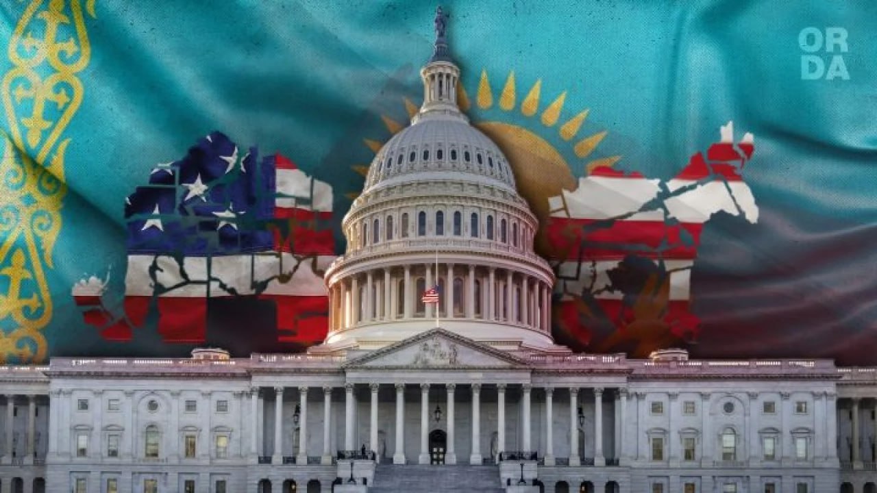 США готовы отменить поправку Джексона — Вэника в отношении Казахстана  Вашингтон заявляет о готовности снять торговые ограничения времён Холодной войны.  Министр иностранных дел Казахстана Мурат Нуртлеу продолжает наводить шуму встречаться с высокопоставленными членами правительства США. Речь идёт о развитии торгово-экономических отношений.  Одним из главных препятствий была  и пока остаётся  поправка Джексона — Вэника, которая ограничивает торговлю с Казахстаном. Отменить её предлагал Марк Рубио ещё в январе  а до этого разговоры ходили в 2023-м . И вот, спустя пять месяцев, американские законодатели согласились это сделать.  Кроме того, Вашингтон выразил интерес к работе в сфере критических минералов — от добычи до глубокой переработки.  Недавно стало известно, что китайцы будут разрабатывать нефтяное месторождение в Мангистау.