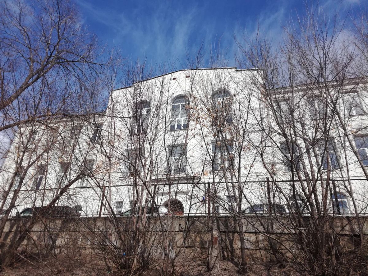 В Воронеже отреставрируют объект культурного наследия "Коммерческе училище" Здание, располагающееся на улице Коммунаров, 36 было построено еще в 1910-х годах. Министерство строительства и архитектуры региона инициировало работы по сохранению архитектурного ансамбля. ↗ Прислать новость Подписаться
