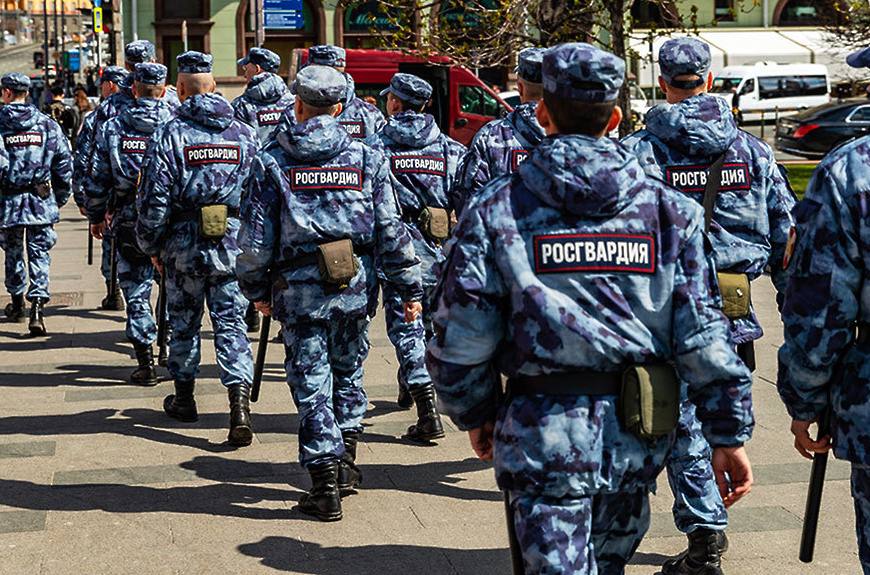 С 20 по 22 мая в Ивановской области запланированы тактико-специальные учения Росгвардии. Мероприятия пройдут на территории Ивановского района, в том числе в массовых местах. Личный состав областного управления Росгвардии проведет специальную операцию по поиску и задержанию условных преступников с привлечением специальной техники, в том числе авиа. В управлении Росгвардии призывают жителей региона сохранять спокойствие руководствоваться официальной информацией спецслужб.
