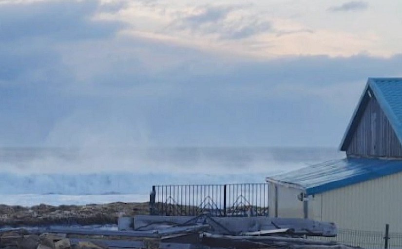 Шторм ожидают в Тихом океане у берегов Камчатки Северным поселкам грозит подтопление морской водой В акваториях Тихого океана и Берингова моря прогнозируется штормовой ветер передает ИА Камчатское время со ссылкой на ГУ МЧС по Камчатскому краю Подробности по ссылке kamtime ru article cb23e9d5 8c06 4099 8718 e00d1a80ffbb