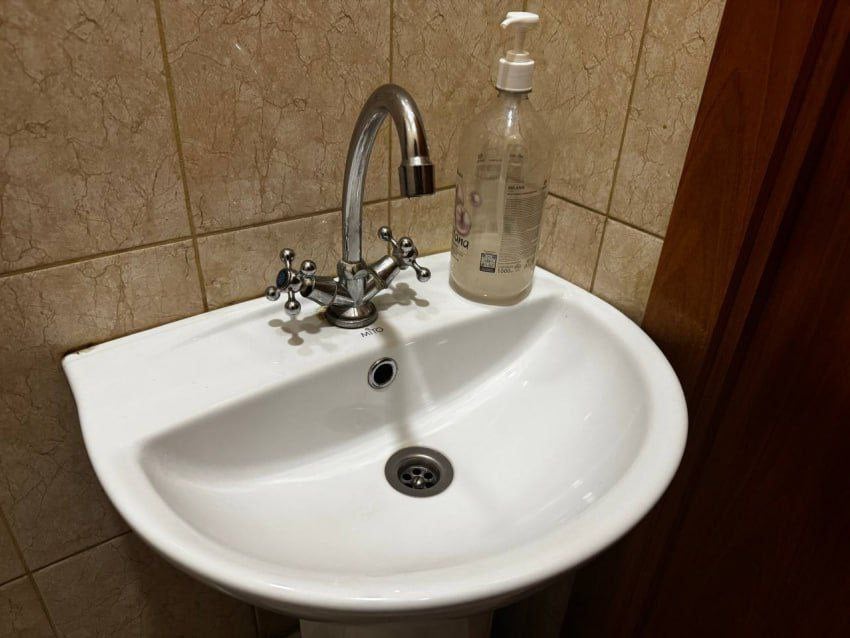 Сотни жителей Западного останутся без холодной воды в предстоящий вторник, 13 мая Ростовводоканал проинформировал, что по плану воды не будет с 9.00 до 13.00. Зона отключений будет ограничена улицами Содружества - Толмачёва - Зорге - 339-й Стрелковой Дивизии. Причиной назвали подключение наружных сетей водоснабжения диаметром 110 мм к существующей сети диаметром 114 мм. Работа Авто Глэмпинг Медицина