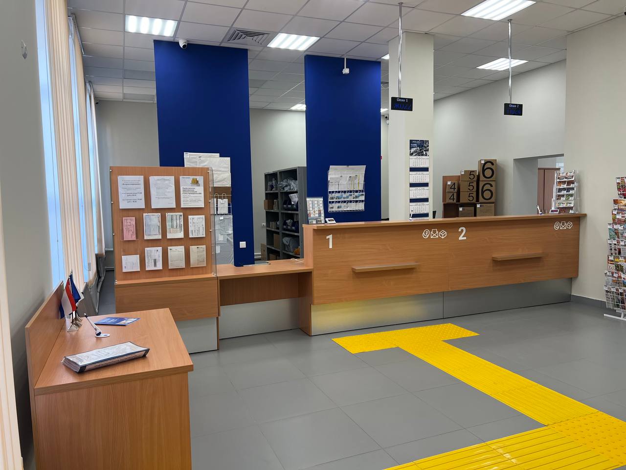 В Джанкое открылось отделение почтовой связи после капремонта В обновленном здании на улице Крымской теперь установлена эргономичная мебель и предусмотрена система электронной очереди. На данный момент в работу внедряются цифровые решения и обновляется почтовая инфраструктура, сообщил глава районной администрации города Игорь Ивин. : Игорь Ивин/tg ВЕСТИ КРЫМ