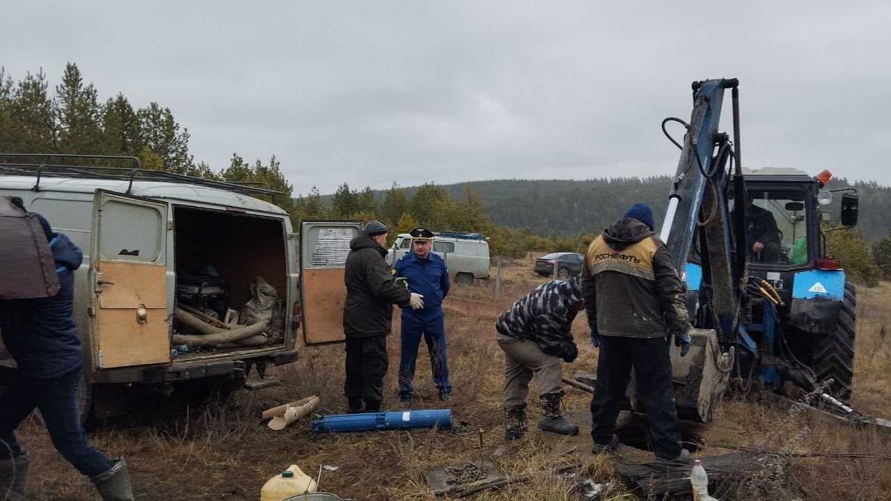 Прокуратура Барышского района проводит проверку исполнения законодательства в сфере жилищно-коммунального хозяйства.    В частности, анализируются обстоятельства приостановки холодного водоснабжения 63 домохозяйств в селе Осока.    При этом будет дана принципиальная оценка полноте мер, принимаемых органами власти к устранению последствий коммунальной аварии.     По результатам проверки будут приняты все необходимые меры прокурорского реагирования.