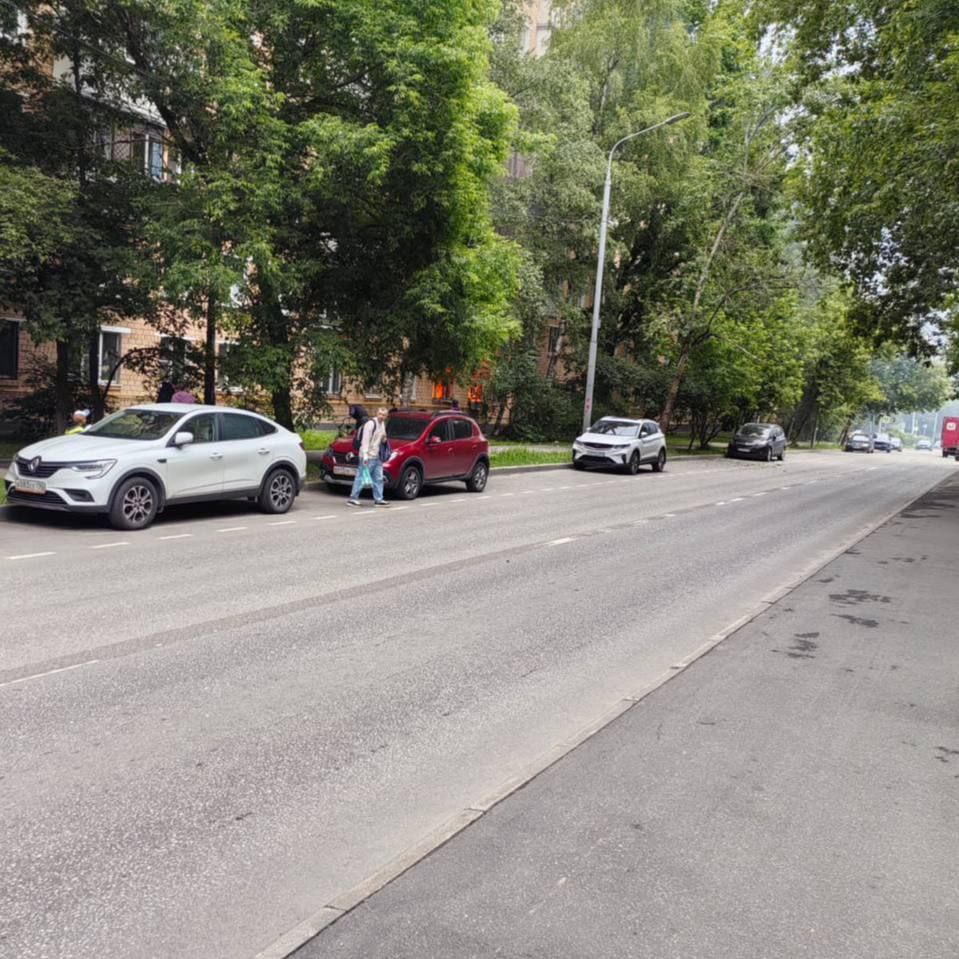 В доме на Учинской в Дмитровском районе произошел взрыв в квартире. Пишут об одном погибшем. Происшествие случилось, якобы, из-за ремонта. Прислать новость