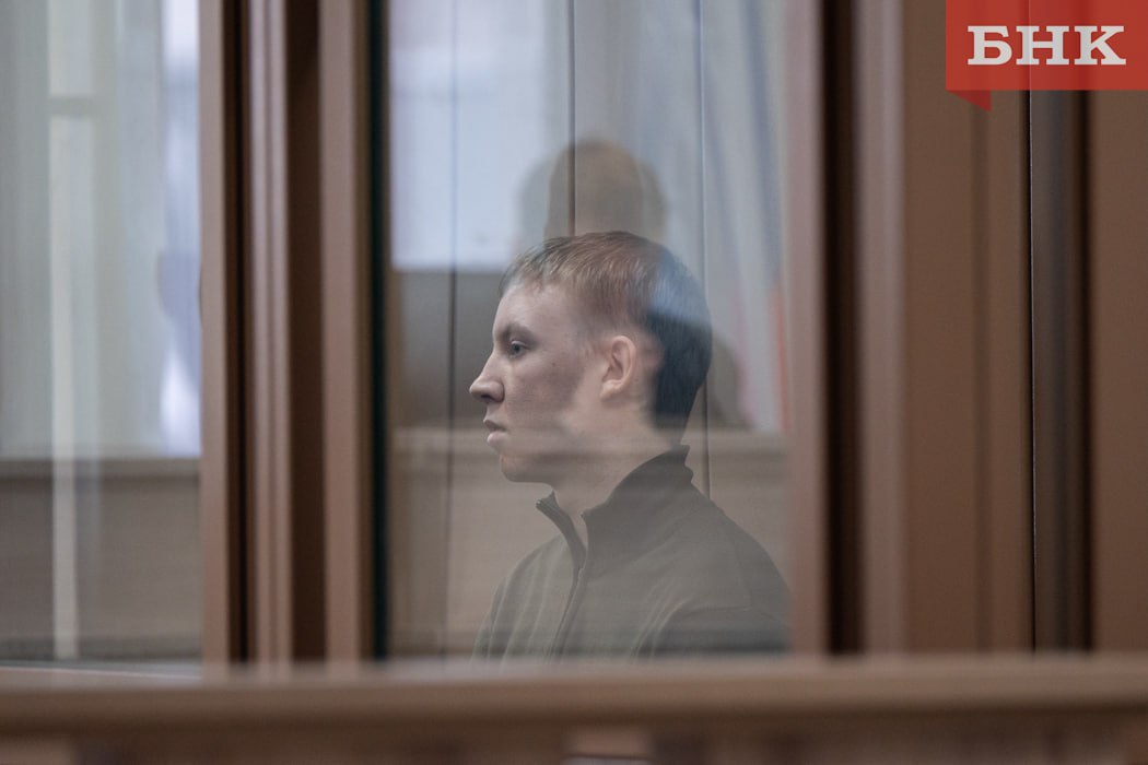 Верховный суд Коми рассматривает апелляционные жалобы участника ДТП в центре Сыктывкара и его адвоката Сторона защиты 18-летнего Александра Забоева не согласилась с приговором Сыктывкарского горсуда и с решением о взыскании издержек с подсудимого. Например, сам он заявил, что был за рулем только три месяца, а начинающие водители могут нарушать ПДД из-за своей неопытности.