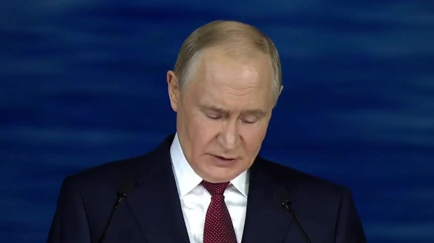 Путин о развитии электронных площадок в России