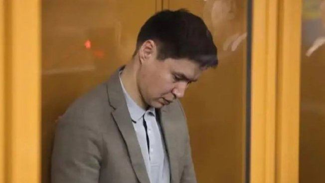 Суд в Степногорске удовлетворил прошение о сокращении срока заключения в соответствии с законом об амнистии Бахытжана Байжанова, который был осужден за укрывательство убийства Салтанат Нукеновой его двоюродным братом Куандыком Бишимбаевым. Срок был сокращен на восемь месяцев и восемь дней — Байжанов выйдет на свободу в ноябре 2026 года. : Reuters