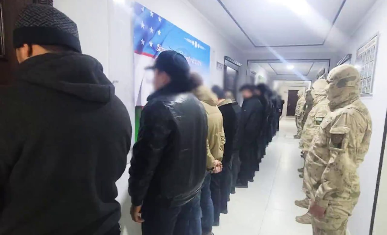 В Джизаке задержали граждан распространявших экстремистские идеи через Telegram видео repost uz zapreshenka v gruppe Подписывайтесь на Repost