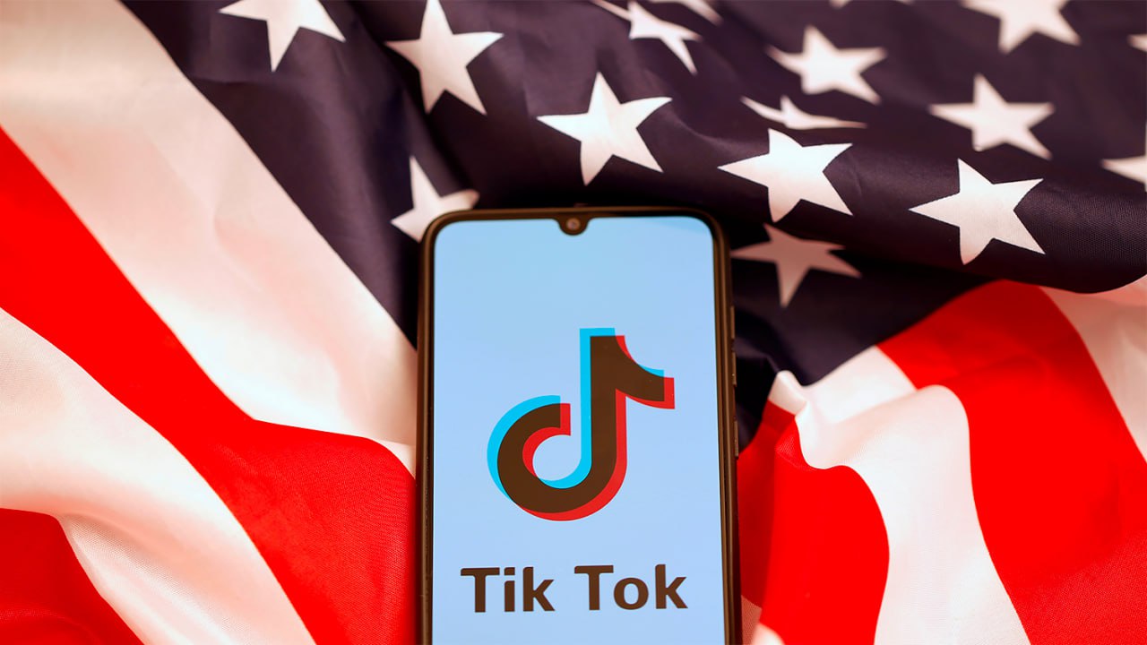 Дональд Трамп разблокирует TikTok уже завтра — будущий президент США сообщил об этом в своей социальной сети Truth.  У кого заблокирован аккаунт - выдохните  ~ Купить личный сертификат можно у нас в боте ~ наш канал с ipa-файлами    AppStore Plus   Scarlet   Esign