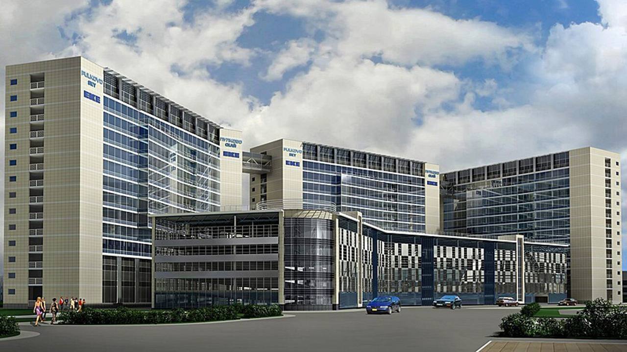 Фонд Balchug Capital решил отложить продажу бизнес центра Pulkovo Sky на Внуковской улице где расположены структуры Газпрома Торги перенесли на ноябрь рассчитывая дождаться выгодных предложений Российский аукционный дом назначил их на 7 ноября Продают не здание а 100 долей в ООО ЕВ Инвест компании владельце объекта Центр построили в 2019 году финские EKE Finance Oy и Vicus Oy В феврале 2023 года его купил Balchug Capital теперь хочет продать Все площади арендует Газпром Чистый доход более 1 2 млрд рублей в год Стартовая цена 5 56 млрд минимальная 4 06 млрд С весны условия по торгам не менялись nedvizha