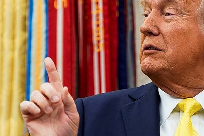 Полянский оценил высказывания о пророссийской администрации Трампа  Говорить о том, что администрация президента США Дональда Трампа является пророссийской, — это ошибка, заявил первый заместитель постпреда России при ООН Дмитрий Полянский. Его цитирует РИА Новости. «[Администрация], конечно, проамериканская», — посчитал дипломат. В апреле Трамп выступил с оценкой работы своей администрации после 100 дней президентства, заявив, что его команда добилась исторических результатов. Он добавил, что планирует нанимать в свою команду новых людей, «компетентных и трудолюбивых патриотов», вместе с которыми он сможет привести США к золотому веку.