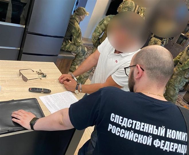 Семи членам группировки "Сиротинские" предъявлены обвинения в убийствах и покушениях В Самарской области предъявлено обвинение еще семи участникам банды, руководимой Игорем Сиротенко, сообщает региональное управление Следственного комитета. Фото: СУ СК по Самарской области