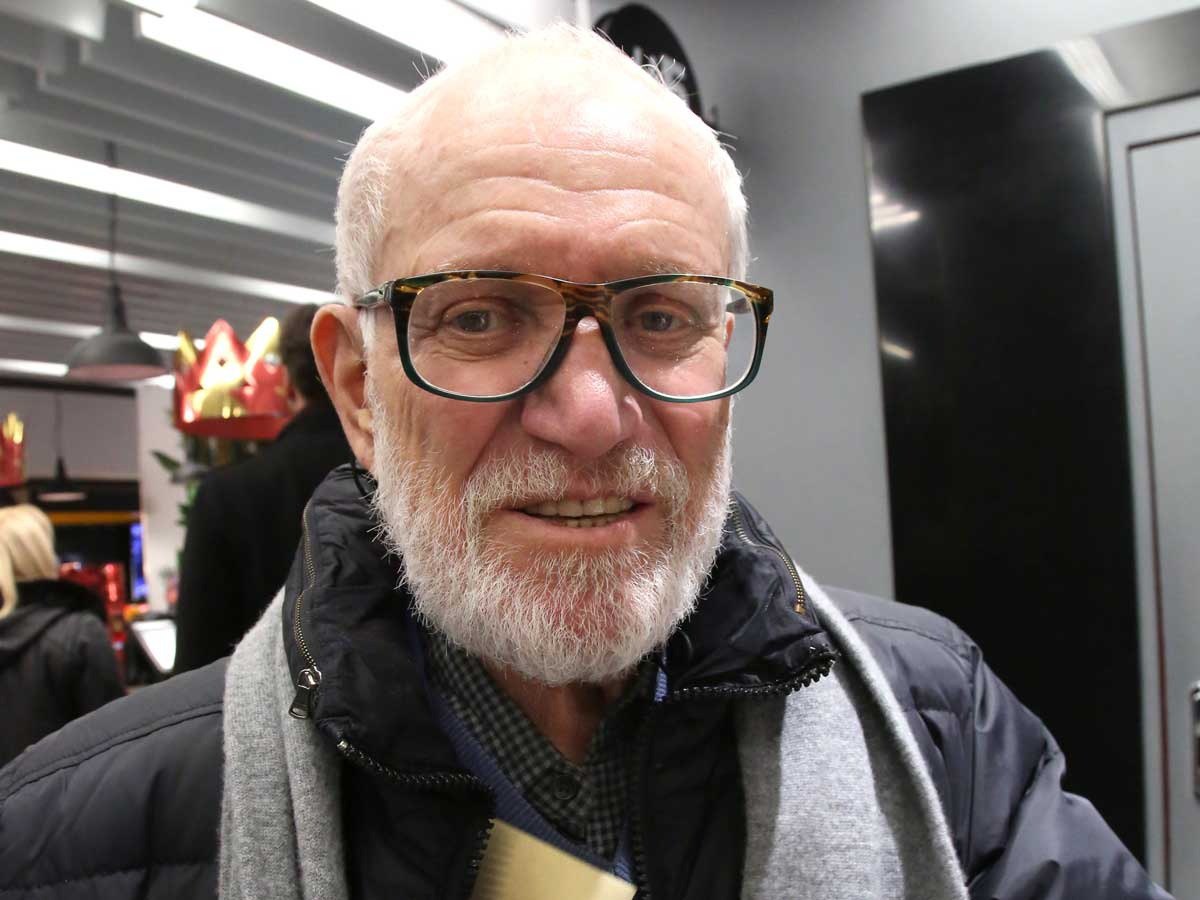 Умер кинорежиссер Александр Митта Об этом сообщил его сын. Митте было 92 года. Среди его наиболее известных работ: «Экипаж», «Сказка странствий», «Гори, гори, моя звезда», «Точка, точка, запятая...», «Сказ про то, как царь Петр арапа женил», «Граница. Таежный роман» и «Шагал — Малевич» 2014