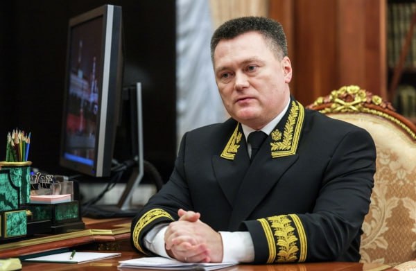 Игорь Краснов сообщил о разработке концепции цифровой трансформации судебной системы В первую очередь это касается дальнейшего развития электронного судопроизводства функционала личных кабинетов системы электронных уведомлений участников процесса отметил председатель Верховного суда Ключевой вектор ближайших лет эффективная адаптация к цифровой среде Мы живём в эпоху когда правосудие и новые технологии не просто пересекаются а становятся взаимозависимыми сказал он на пленарном заседании Совета судей РФ Подписаться на Говорит Москва Telegram VK MAX