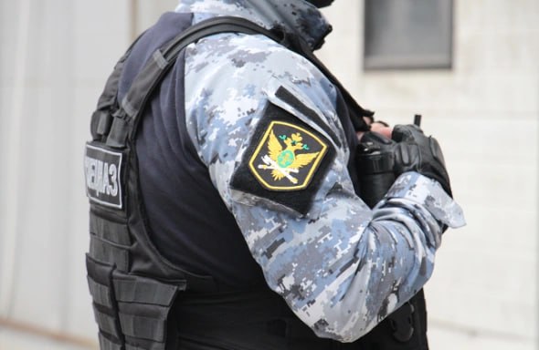 В Верхних Муллах приставы опечатали гостевой дом Дача Сотрудники ГУ ФССП по Пермскому краю опечатали 14 номеров в гостевом доме Дача в Перми на ул Шоссе Космонавтов 323 Информация об этом появилась на сайте судебных приставов Исполнительный документ о запрете эксплуатации здания для оказания услуг по проживанию людей поступил в отдел судебных приставов по Ленинскому и Индустриальному районам Ограничение установлено до устранения выявленных нарушений градостроительного жилищного противопожарного и санитарно эпидемиологического законодательства rbc perm