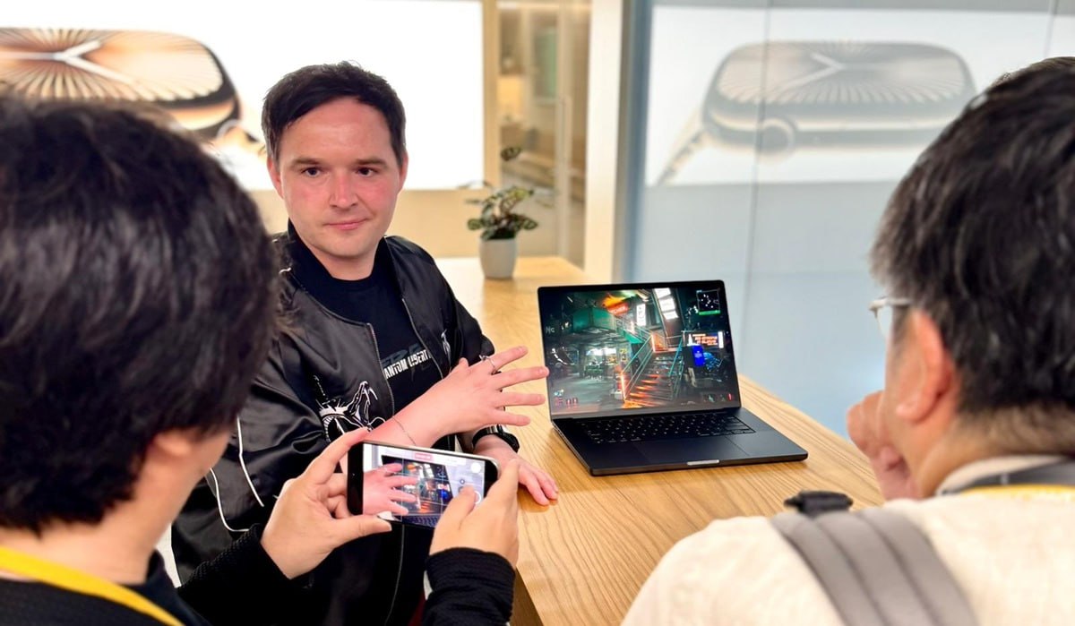 120 FPS в Cyberpunk 2077 на MacBook Pro CD Projekt RED обещает выпустить эту игру на Mac в 2025 году, и как оказалось – с оптимизацией проблем не будет, а Mac оказывается неплохая игровая платформа. Работник CD Projekt Павел Саско опубликовал в X пост, в котором сообщил, что топовый MacBook с чипом M4 Max тянет Cyberpunk 2077 на ультра-настройках графики в 120 FPS. Правда, нет информации по разрешению, апскейлерам и генераторам, да и стоит такая машинка как топовый ПК с RTX 5090 – но тем не менее Apple продолжает превращать Mac в игровую платформу, создав даже специальное приложение Игры, которое появится в macOS 26 Tahoe. Мой Компьютер