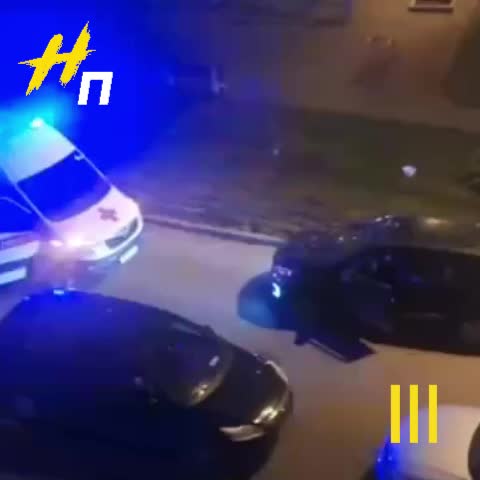 Женщина в Санкт-Петербурге заблокировала проезд скорой помощи на 15 минут