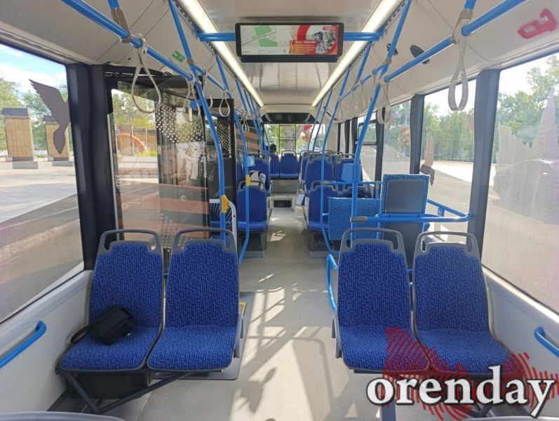 Orenday Оренбург Врип главы Оренбурга Альберту Юмадилову понравилось тестировать автобусы Поэтому тесты троллейбусов разных производителей в Оренбурге продолжатся Горожане же продолжают ждать приобретения нового электротранспорта В числе троллейбусов обслуживающих горожан в настоящее время разительно отличаются от себе подобных тестовые версии Горожан познакомили с Синарой 6254 и Авангардом и они понравились ни в какое сравнение со старыми и ржавыми троллейбусами оренбургского автопарка они даже близко не идут подробнее на канале Orenday Оренбург